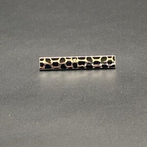 Item 739 Zebra Pin Broach